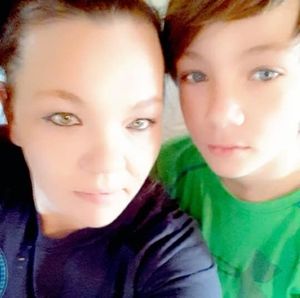 Meet your Posher, Alma